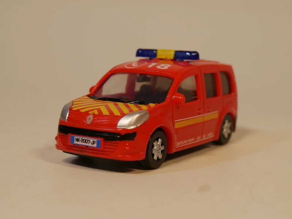 Aoshin 1:64 модель автомобиля RENAULT Kangoo (пластик)|Наземный транспорт| |