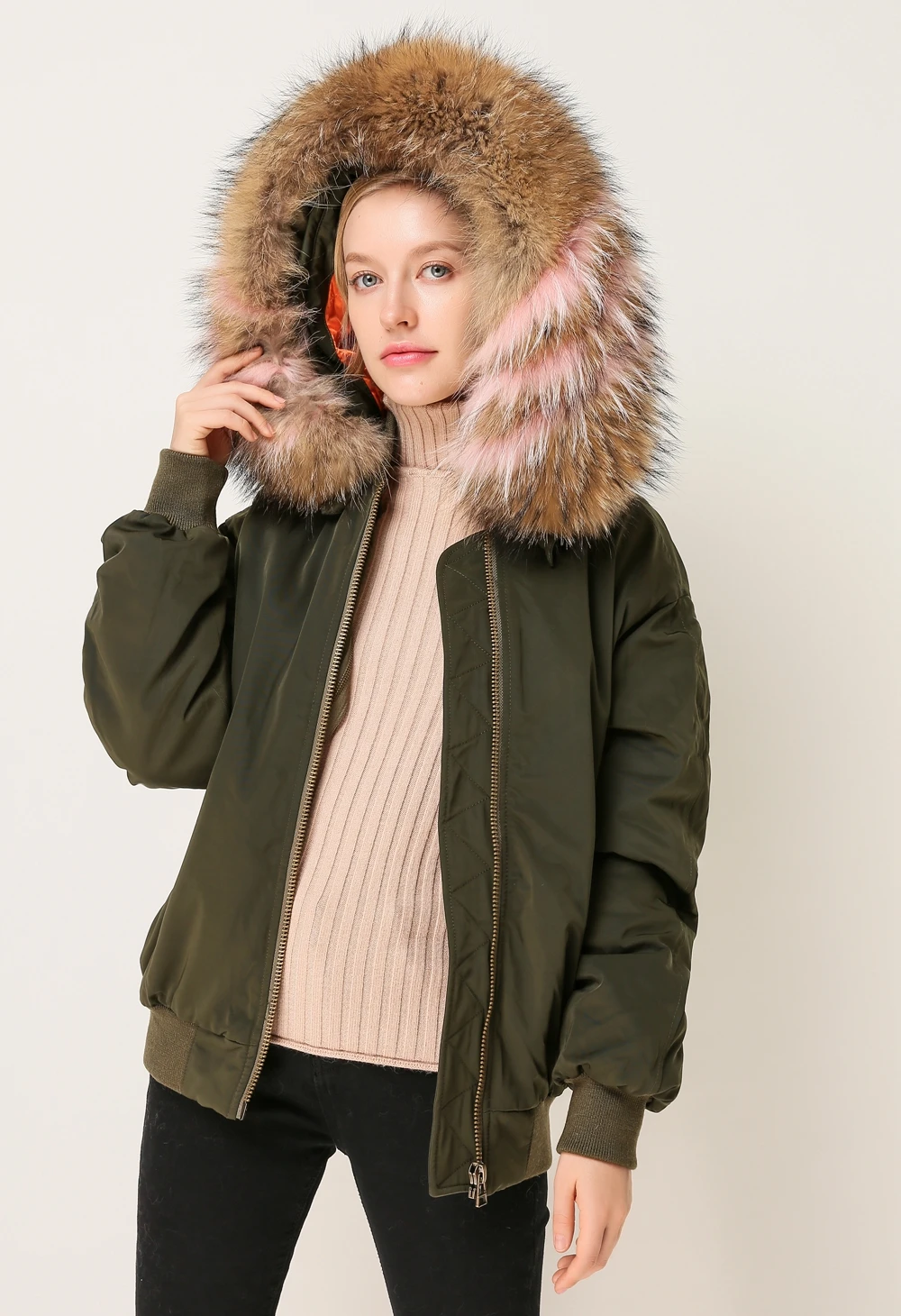 Розовый Java QC1876 Новое поступление F/W модная женская зеленая пуховая куртка-бомбер с воротником из енота