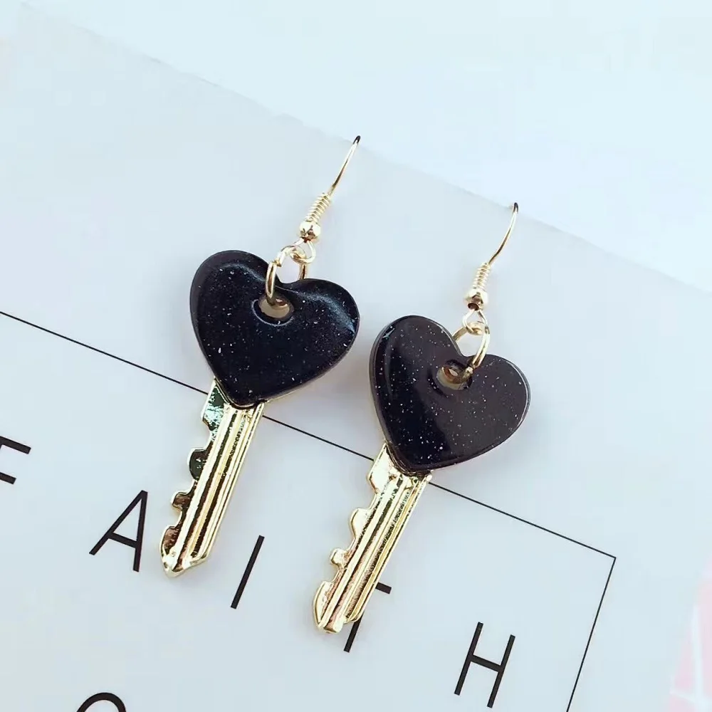2018 любовь ключевые фигуры милые модные серьги сплава Мода прекрасный ночной клуб