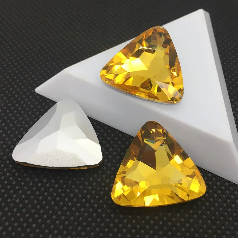 Topaz All Sizes Colors Pointback Triangle Glass Crystal Fancy Stone 8mm,10mm,12mm,18mm,23mm Bling Crystal AB,red, For Jewelry Making - Цвет: Topaz