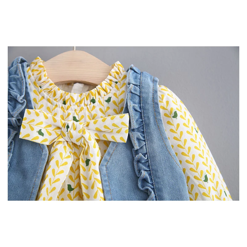 Милый комплект для маленьких детей новинка 2020 года Корейская одежда с бантом и