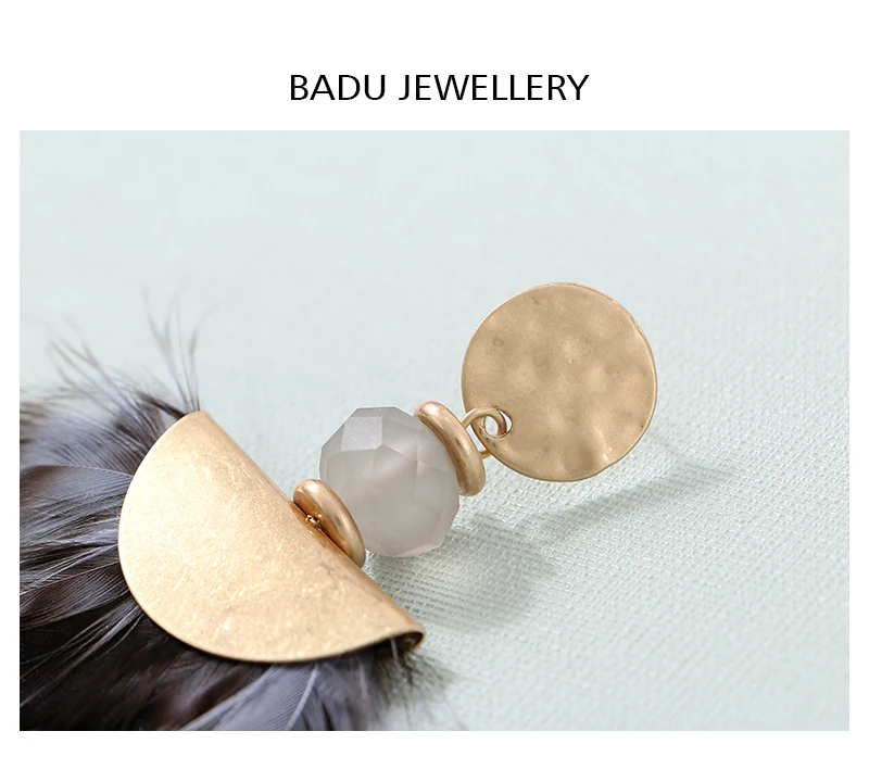 Badu, женские винтажные серьги с перьями, для женщин, серьги-капли из золотого сплава, большие массивные украшения для Хэллоуина, зимы
