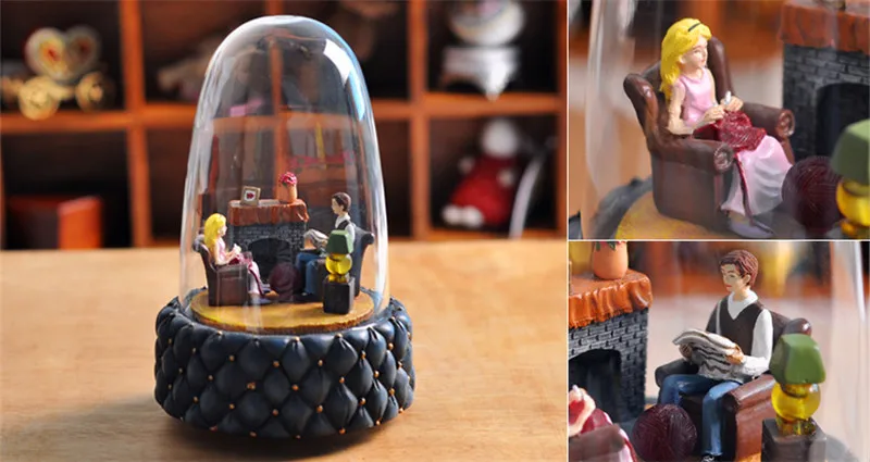 

Zipi Luminous rotation Glass cover Music Box Clockwork Type 18 Tones Birthday Gift Christmas Gift Girlfriend romantic Gift