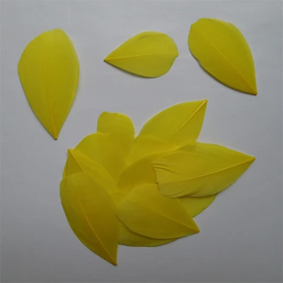 yellow 50 шт./партия! 3-6 см длинные красивые Обрезанные гусиные перья, свободные лепестки перьев, Обрезанные перья для DIY аксессуары, хорошее качество - Цвет: yellow