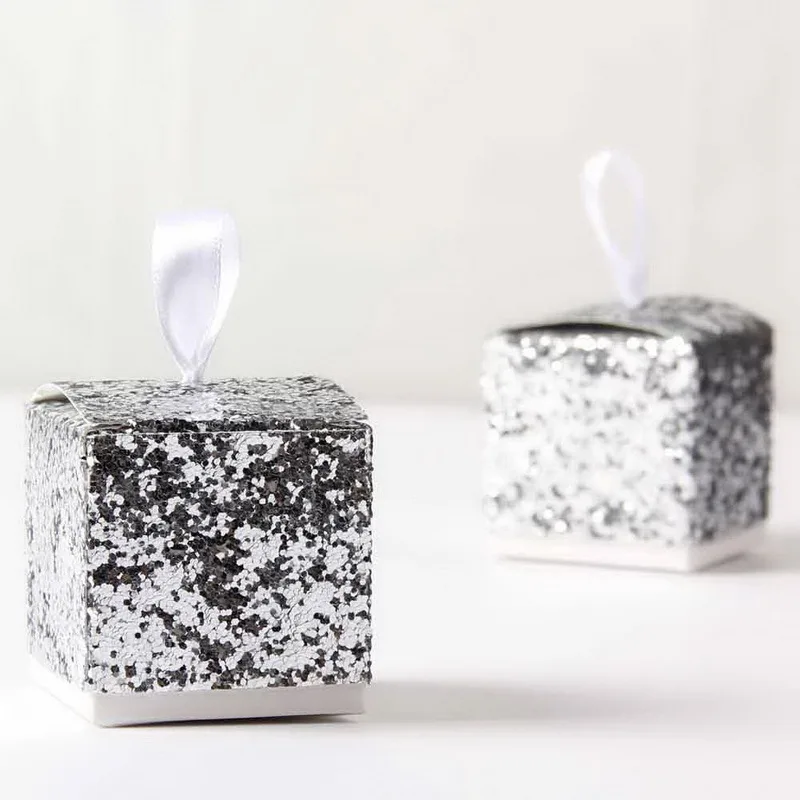 

New Wedding Party Favors And Gifts Candy Box Gold Glitter Favor Boxes With Ribbon For Party 1000 pcs