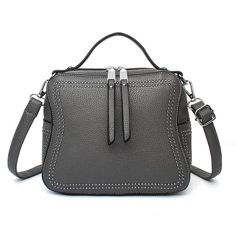 Сумка кросс боди Женская с заклепками модный саквояж на плечо из экокожи сумочка