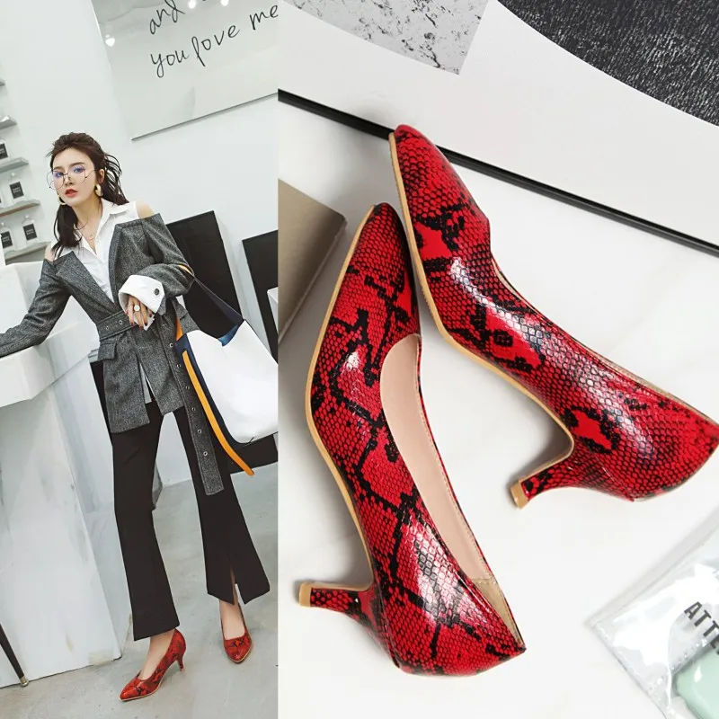 2019 женские туфли в европейском и американском стиле на низком каблуке со змеиным