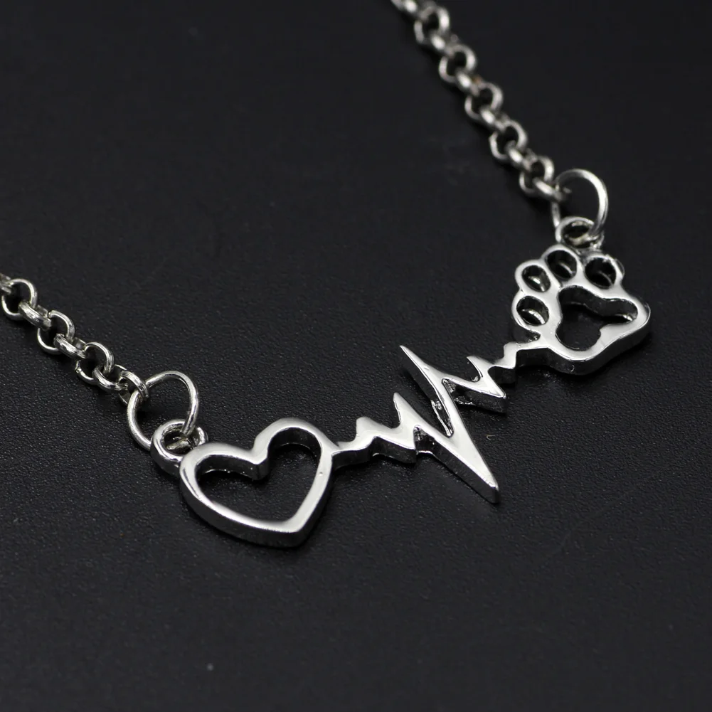 Животные любят кошек и собак лапы сердцебиение сердца ожерелья подвески