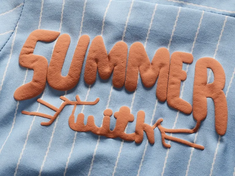 Комплект одежды для мальчиков из свитшота и коротких джинсов