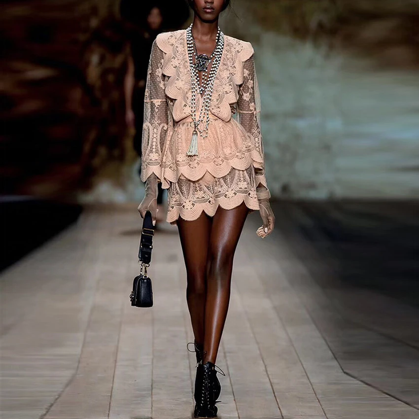 Высокое качество новейшая мода 2018 дизайнерское платье для подиума женское