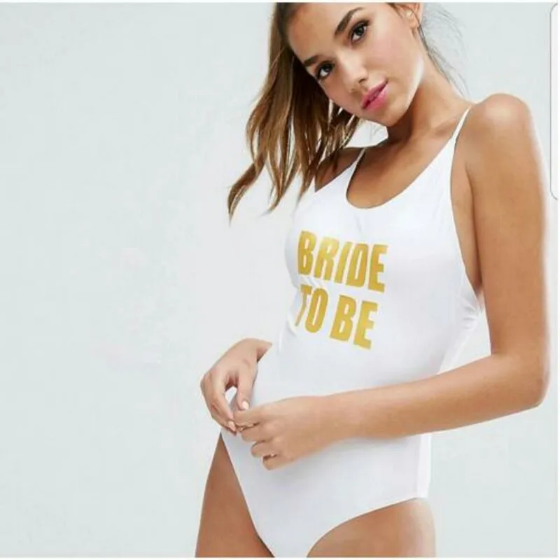 Буквы &quotBRIDE TO BE&quot печати Одна деталь купальник сексуальные стринги бикини