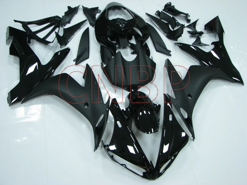 Обтекатели YZF R1 2004 - 2006 черный кузов 2005 Пластиковые обтекатели без краски |