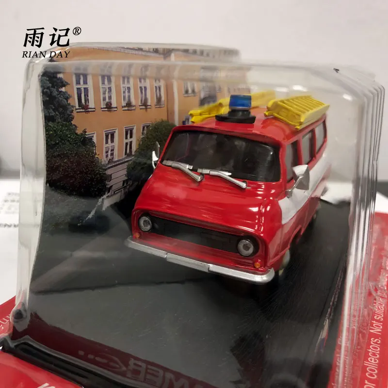 Чешские весы AMER 1/43 SKODA 1203 чехословская пожарная машина литой металлический