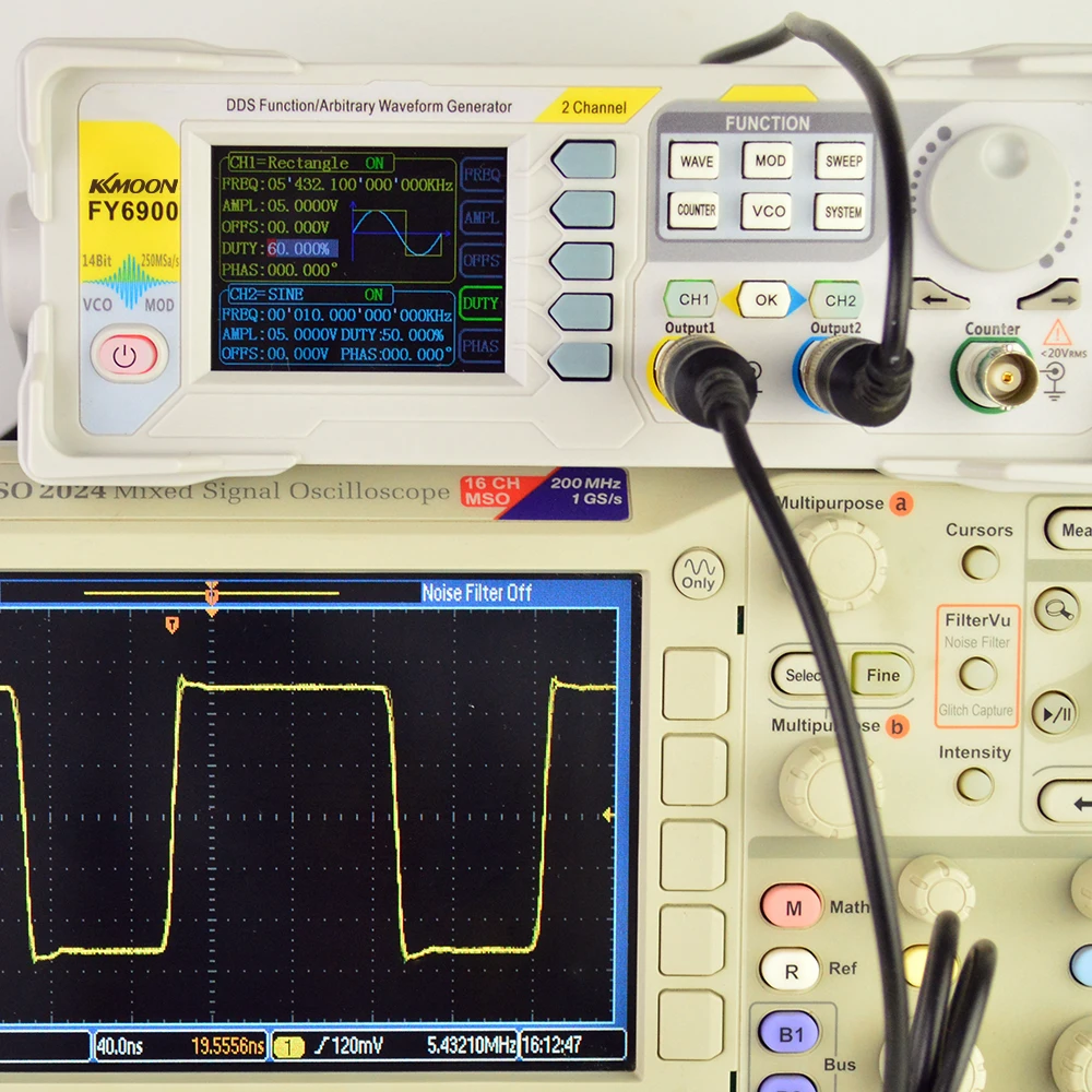 

Dual-channel DDS Signal Generator Sine Wave PWM Generator Pulses Pulse 100m Frequency Meter Function Generator2.4 Inch TFT LCD