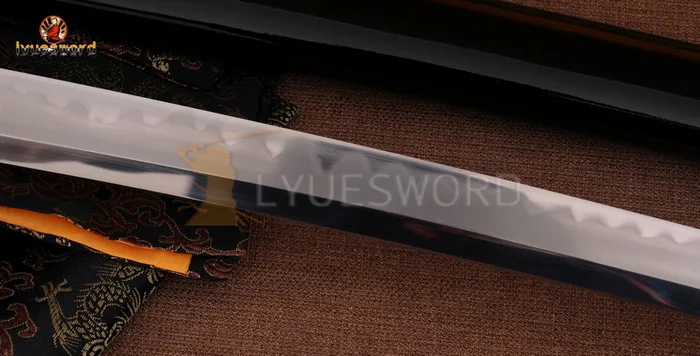 LYUESWORD японская катана Высокое качество медная Цуба T10 стальная глина закаленная