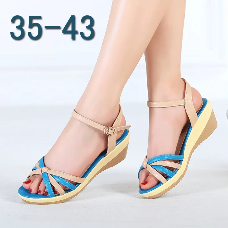 Женские босоножки из натуральной кожи разноцветные сандалии на танкетке с