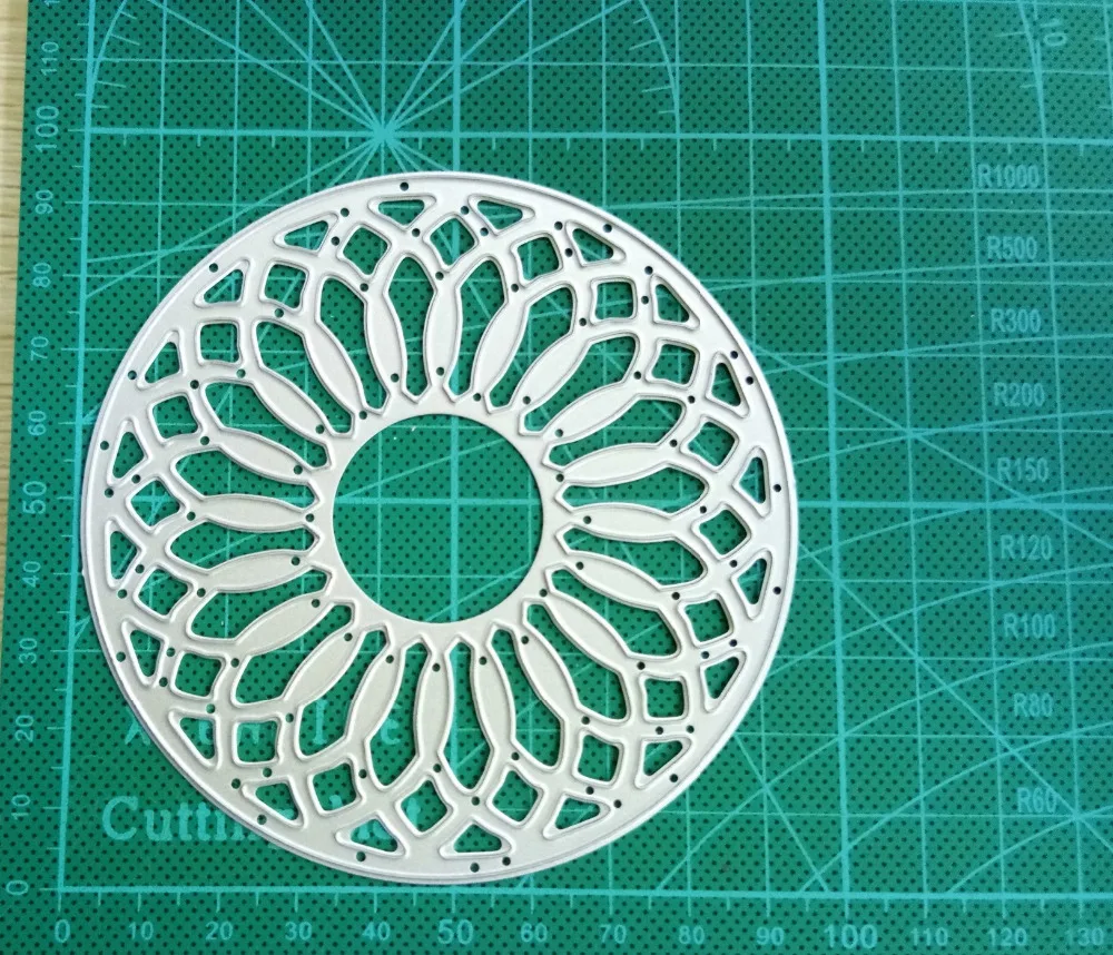 Hollow Flower Circle Frame Metal Cutting Dies Stencils For DIY Scrapbooking Paper Card Craft Embossing Die Cuts New 2019 | Дом и сад