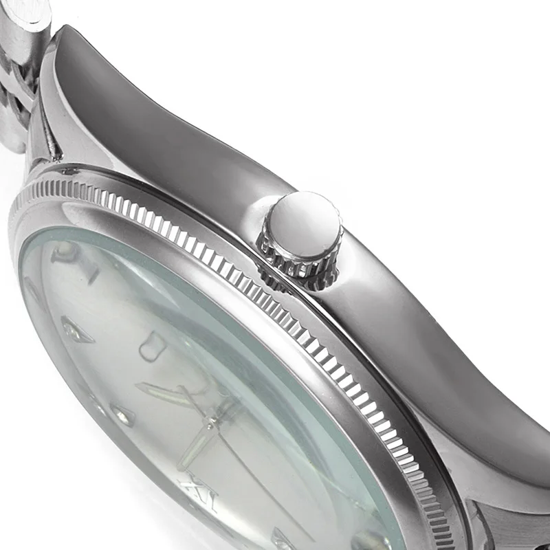 Новые наручные часы кварцевые мужские спортивные из нержавеющей стали