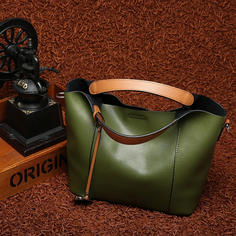 Женская сумка из натуральной кожи Большая вместительная на плечо