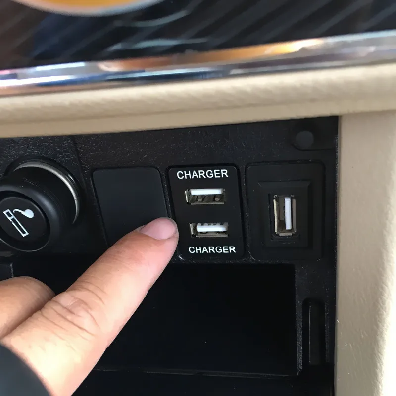 12 В автомобильный интерфейс с двойным USB разъемом для зарядного устройства