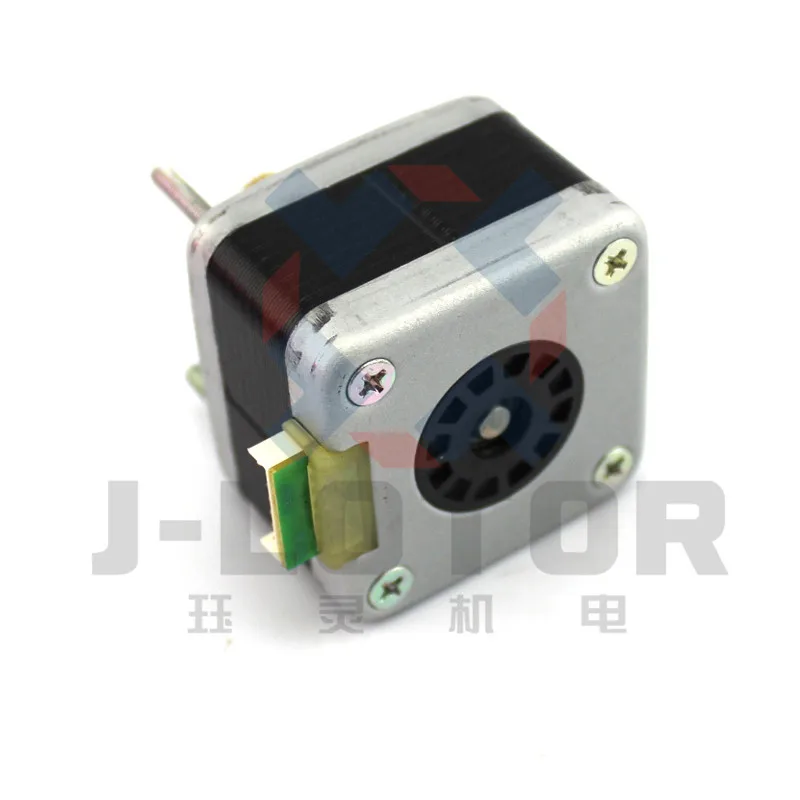 Квадратный 42 шаговый двигатель с винтами Micro CNC DIY для гравировального станка |
