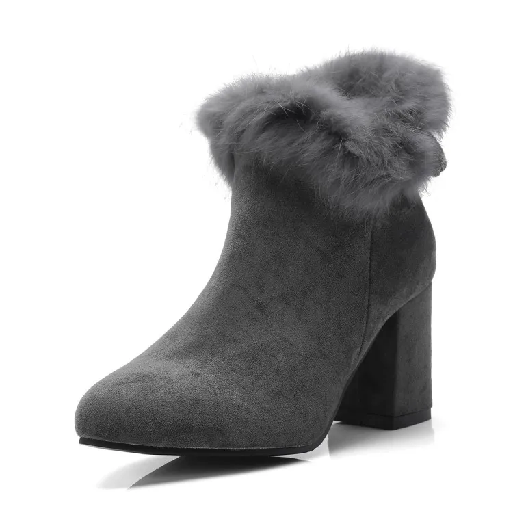 2018 Зимние Замшевые ботинки с большой металлической пряжкой и надписью острым