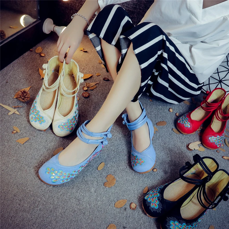 Обувь на плоской подошве модная женская вышитая обувь Женские босоножки Zapatos De
