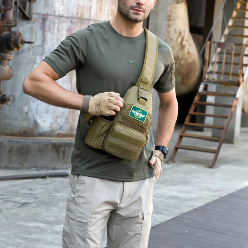 

Nylon Tactical men chest pack single shoulder bags USB charging chest bag crossbody bags male anti theft single strap back bag
