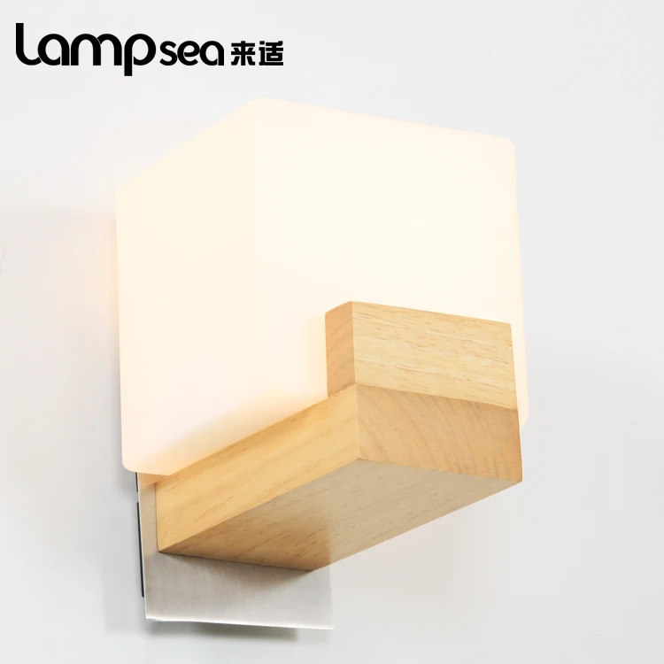 Lescol simple Japanese-style Korean staircase entrance hallway walls bedroom bedside lamp glass timber wood wall | Обустройство дома