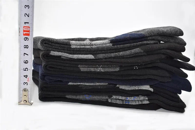 Fcare 4 шт. = 2 пары 40, 41, 42, 43, 44 платье деловые носки длинные ноги calcetines Ромбический принт Осень Зима теплые мужские носки
