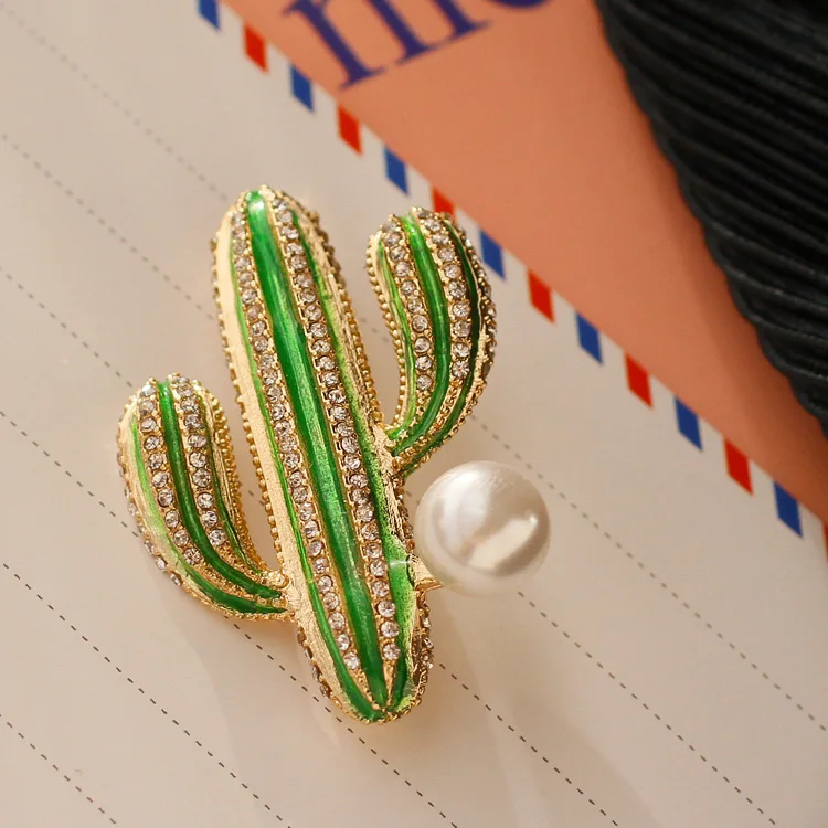 Desert Jewelry Green Cactus Brooches Gold Tone Micro Pave Clear Crystal Imitated Pearl Deco Enamel Cactuses Pins Broach for Suit | Дом и сад