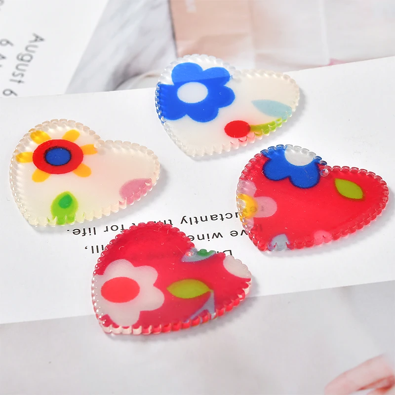 

Новый стиль 30 шт./лот цветные тканевые цветы Печать Мультфильм сердца формы акриловые бусины diy ювелирные изделия серьги/одежды подвеска ак...