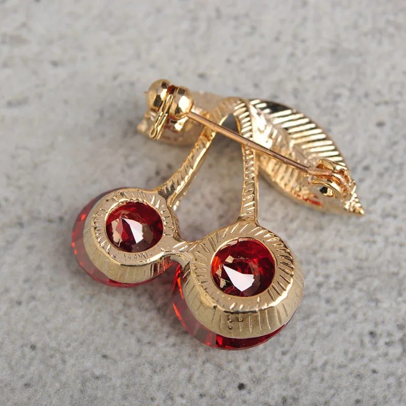 Корейский стиль пота Blingbling вишня высококачественные Броши свитер корсаж