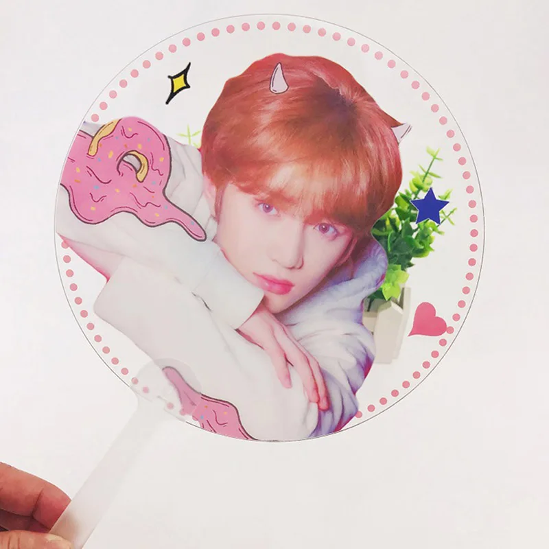 H04 Kpop TXT фото ручной вентилятор Soobin Yeonjun прозрачный ПВХ ручной вентилятор Taehyun Hueningkai летние канцелярские принадлежности подарок - Цвет: H04