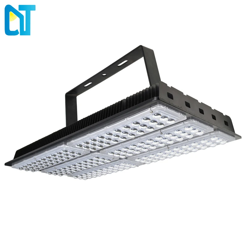 Светодиодный прожектор для высоких промышленных помещений 48 Вт 96 192 300 400