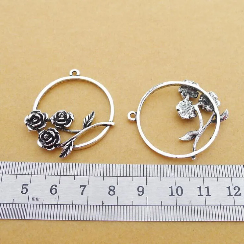 

25pcs Antique Silver Flower Circle Alloy Charms Pendants 32x38mm