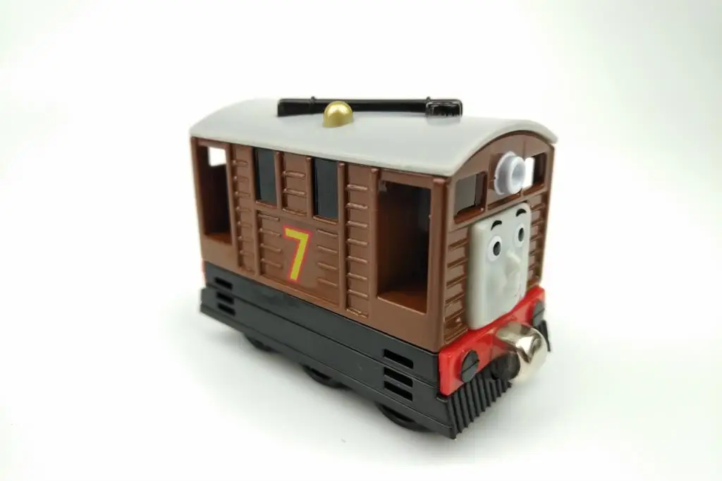 Toby 1: 64 Diecast Vihcle Railway Trian Toy набор моделей совместимых с tomass Brio Kids Toys для детей. |