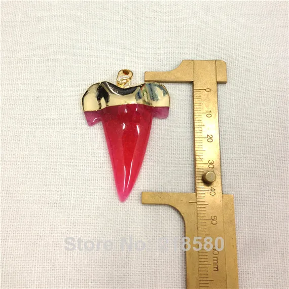 

H-DP95 Hot Pink Agat Shark Tooth Pendant Charm Dipped in 24K Gold Teeth Charm