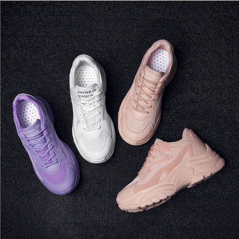 Женская обувь из дышащего сетчатого материала визуально увеличивающая рост