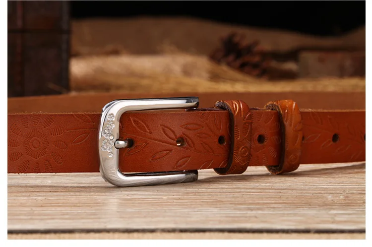 

VOHIO Fashion designer 100% leather belt women flower belt 130cm with diamond studded jeans 2.8cm wide belt black off white