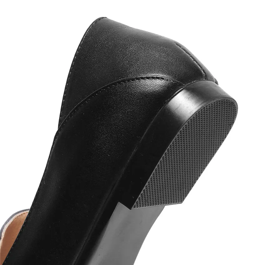 Женские весенние лоферы в британском стиле бежевые черные мягкие мокасины из