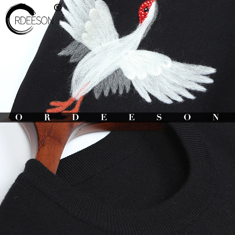 Женское платье-жилет ORDEESON Черное длинное зимнее с вышивкой свитера и пуловеры