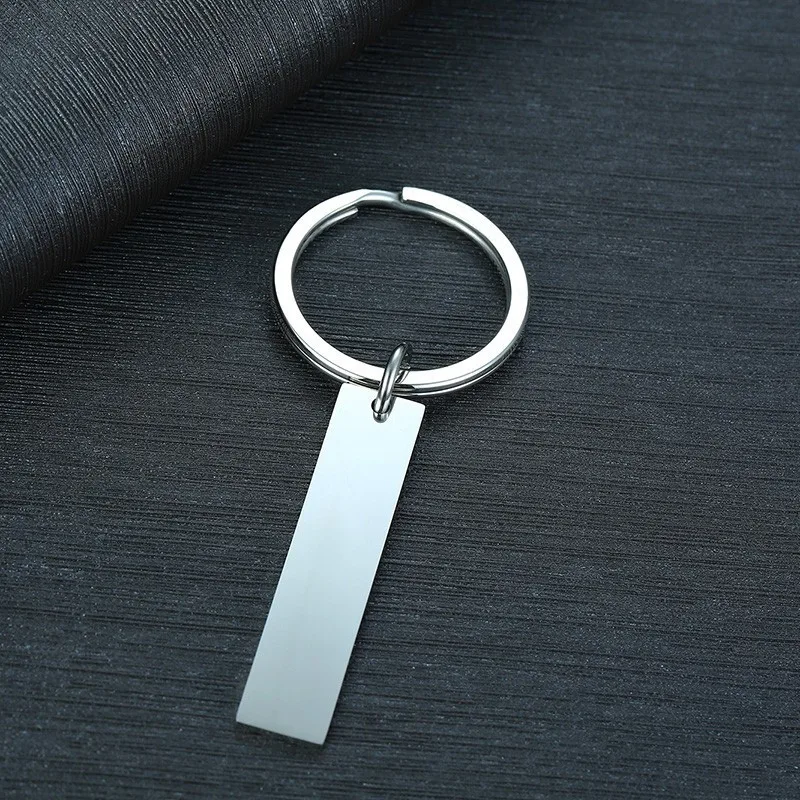 Квадратные брелоки с гравировкой на заказ простые плоские Серебристые из