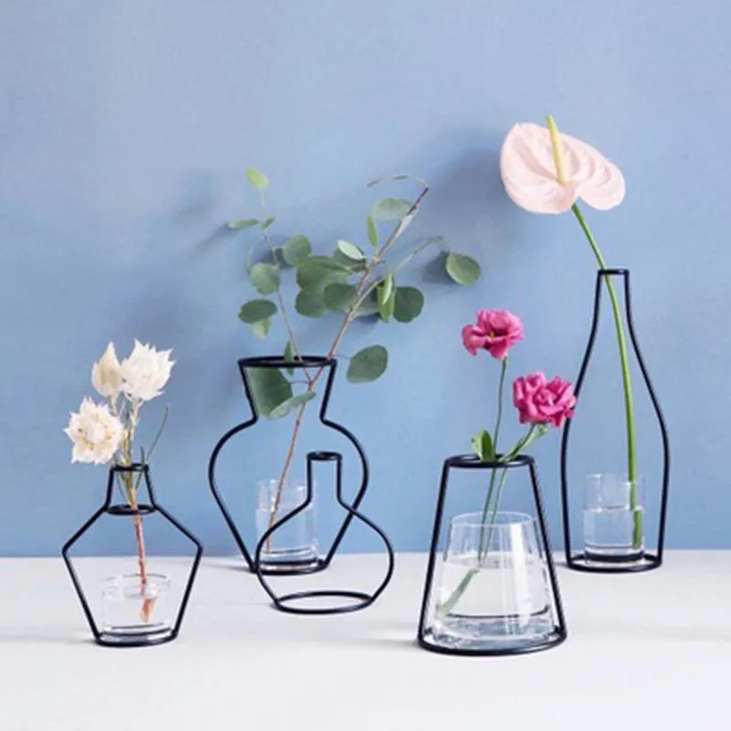 

Nordic Abstract Creative Iron Line Flower Plant Vase Stand Holder Terrarium Container Home Decor Home Party Decoration Vase