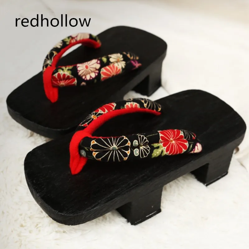 

2019 Summer unisex women sexy sandals Japanese Gate Gentleman Bidentate Clogs candlenut Geta Cosplay costumes flip flops