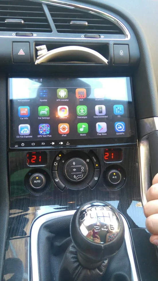 9 дюймов Большой экран just us HD 1024X600 автомобильная система Android 8,1 для peugeot 3008 5008 Авто Радио Аудио Видео gps навигация