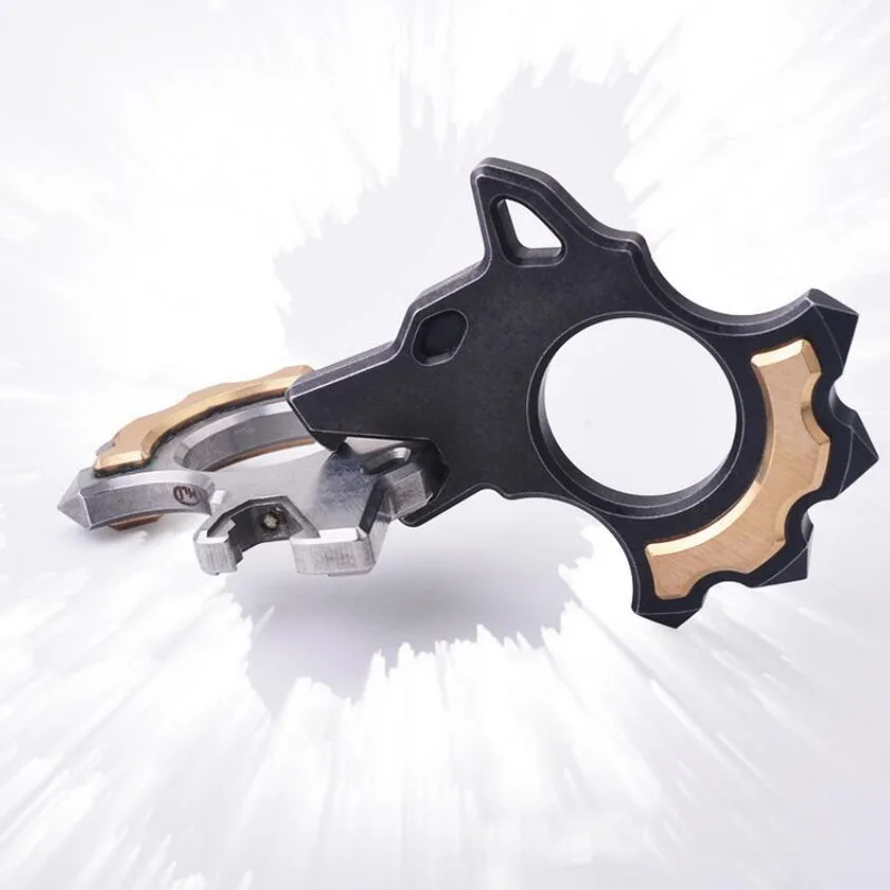 Многофункциональный инструмент для повседневного использования на открытом