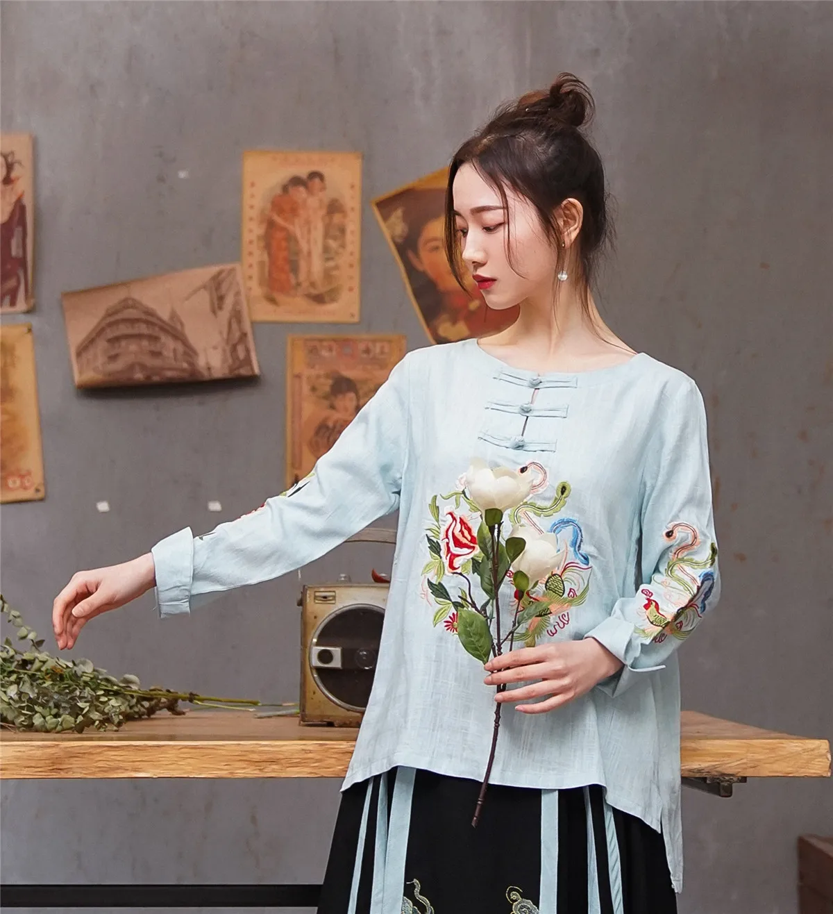 Шанхай история вышивка китайские блузки смесь льна хлопок Cheongsam рубашка Ципао национальная модная одежда 4 цвета