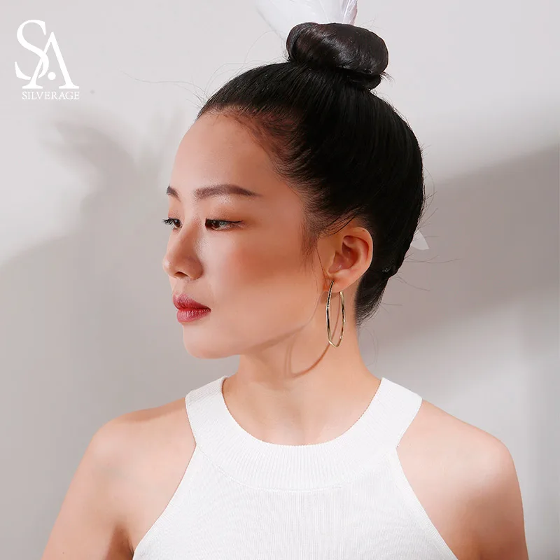 Женские серьги-кольца из серебра с драгоценным камнем | Украшения и аксессуары