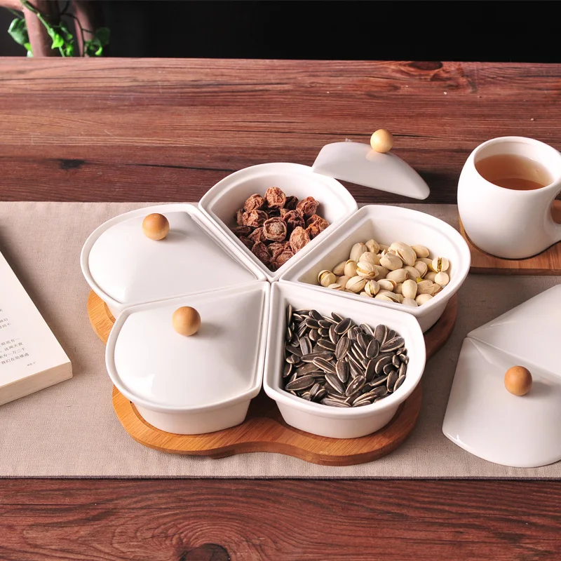 Современная керамическая тарелка в ассортименте декоративная фарфоровая